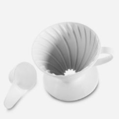Dripper Hario V60-02 keramický bílý
